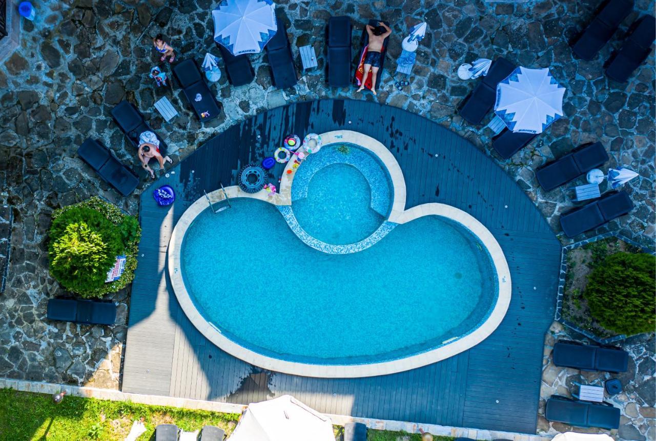 Galaxy Hotel チフリク エクステリア 写真